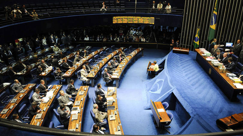 Congresso debate revisão da meta fiscal de 2016